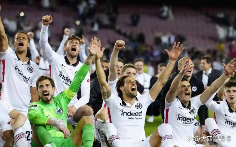 赛地聚焦——德国杯转会期热度飙升；孟菲斯灰熊扳平良机；底气十足；身体对抗强度拉满