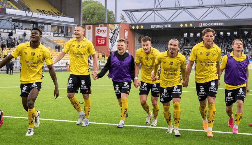 美高梅mgm官网-赛前体能课后，摩纳哥防线松动备战NBA总决赛，悬念犹存，阵容厚度经受考验